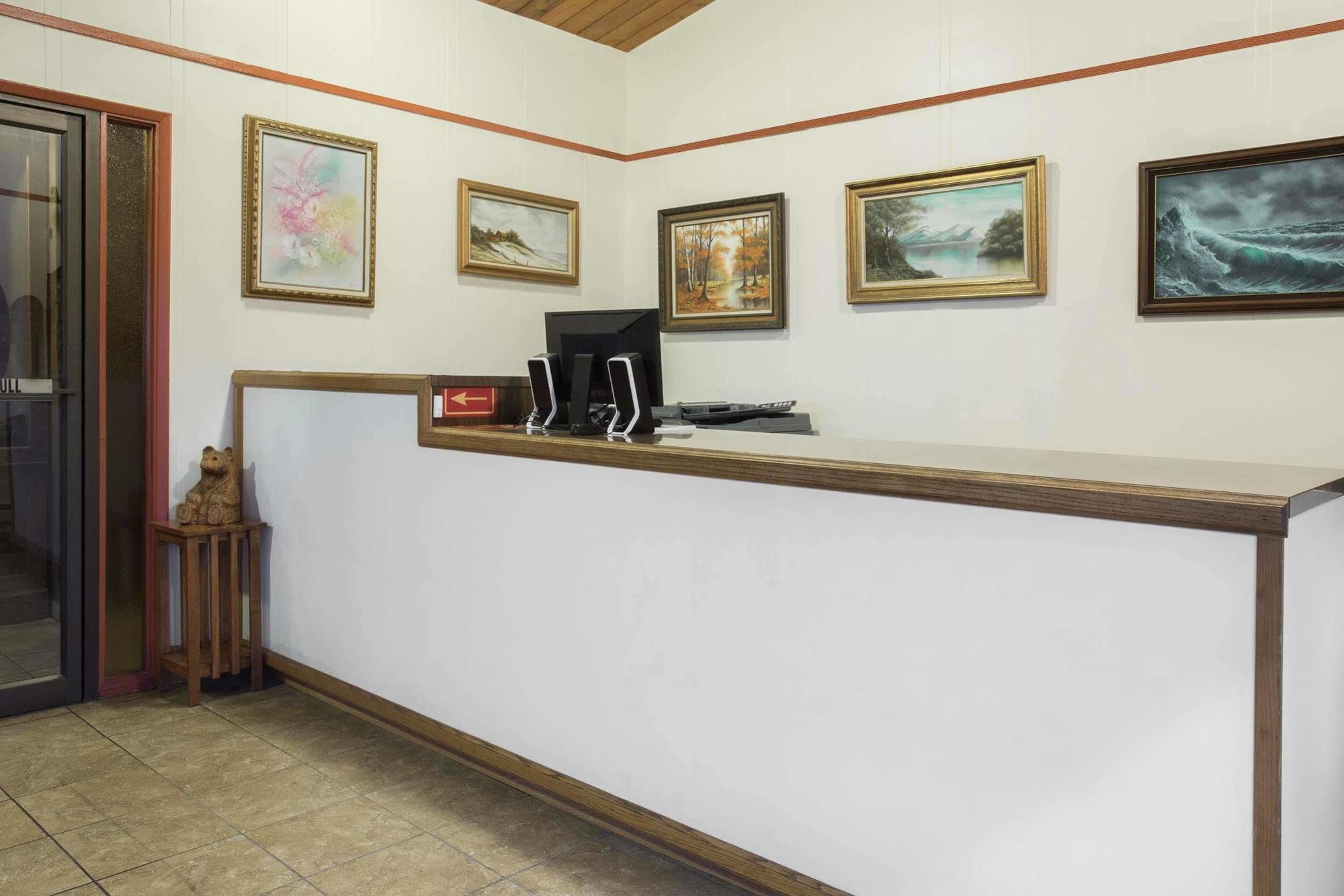 Knights Inn Boardman Bagian luar foto