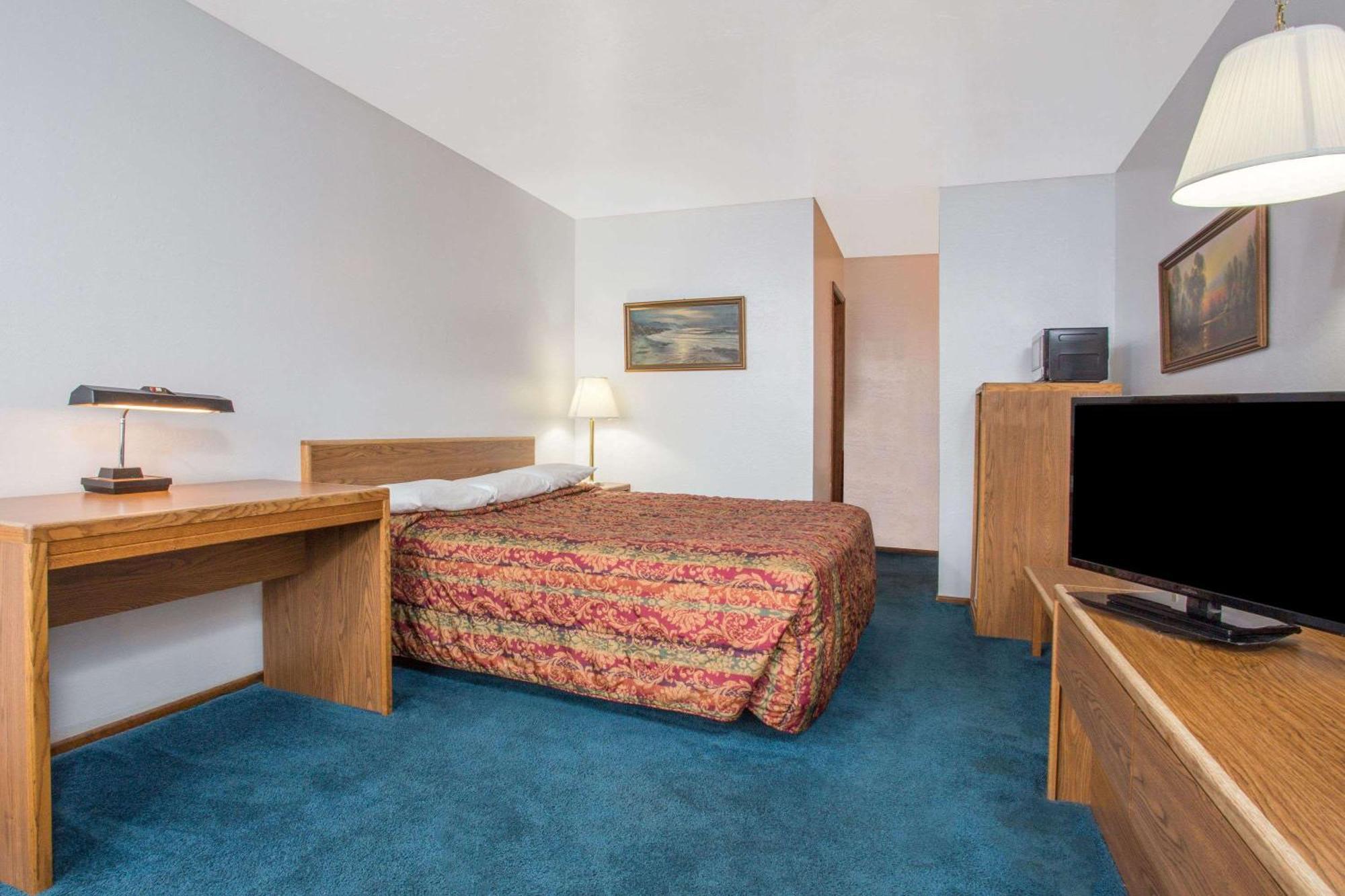 Knights Inn Boardman Bagian luar foto