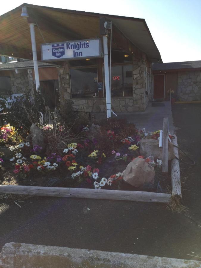 Knights Inn Boardman Bagian luar foto